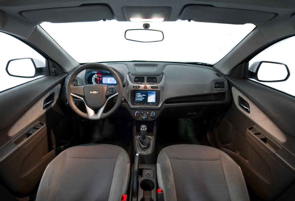 Chevrolet-Cobalt-1.8-LT-LTZ-Brasil-interior-painel-2014