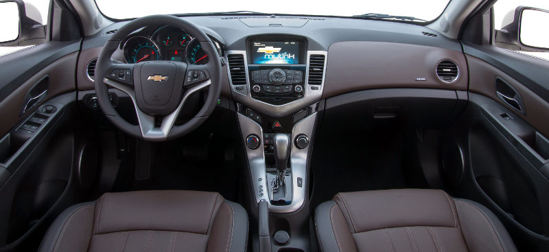 Chevrolet-Cruze-Sport6-LTZ-2015-painel
