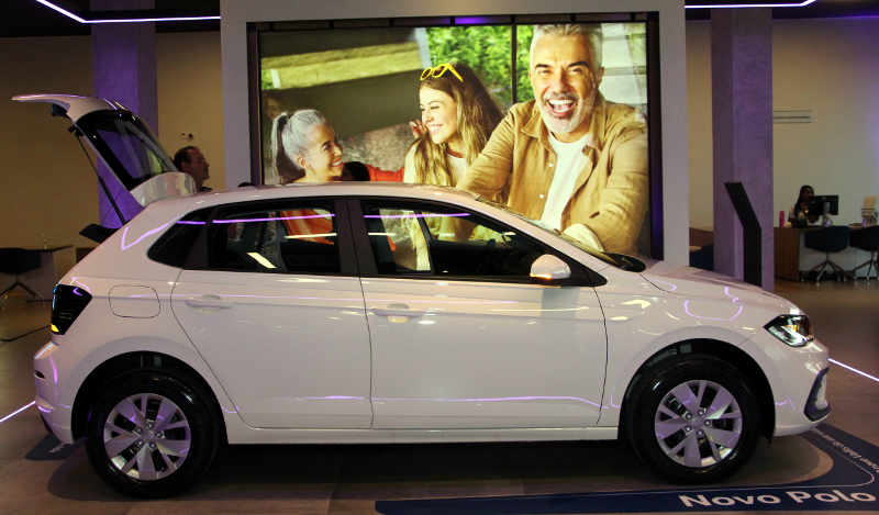 novo Polo 2023 na concessionária Carbel Volkswagen