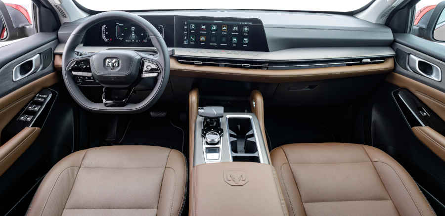 Ram/Divulgação Foto do painel da picape Ram Dakota Laramie 2027