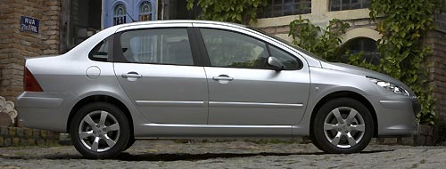 Peugeot-307-Sedan-Brasil-flex-visual-lateral