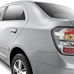 Chevrolet-Cobalt-1.8-LT-LTZ-Brasil-lateral-traseira-automatico-especial
