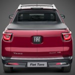 Fiat-Toro-Volcano-2017-picape-tampa-traseira-fechada