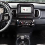 Fiat-Mobi-Like-On-2017-painel-central-multimidia-Mopar