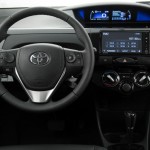 Toyota-Etios-2017-hatch-sedan-painel-digital-central-multimidia