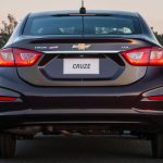 Chevrolet-Cruze-2017-visual-traseira