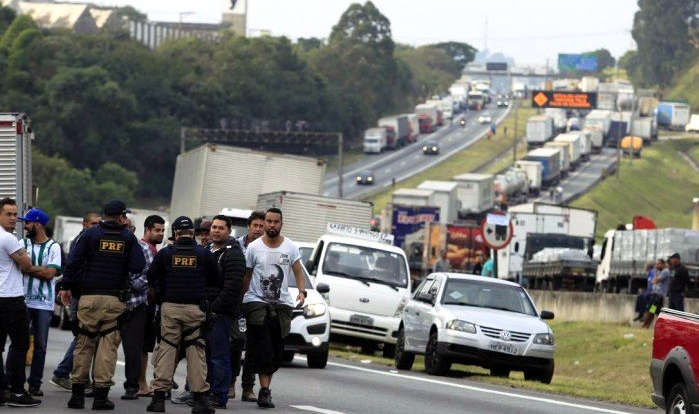 Greve dos caminhoneiros no Brasil