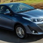 Toyota Yaris Sedã XLS 2019 em movimento