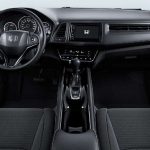 Detalhe do painel do Honda HR-V EX 2020
