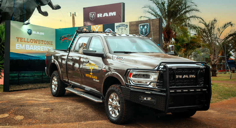 ram-3500-heavy-duty-inspirada-em-yellowstone-vira-atra-o-no-brasil