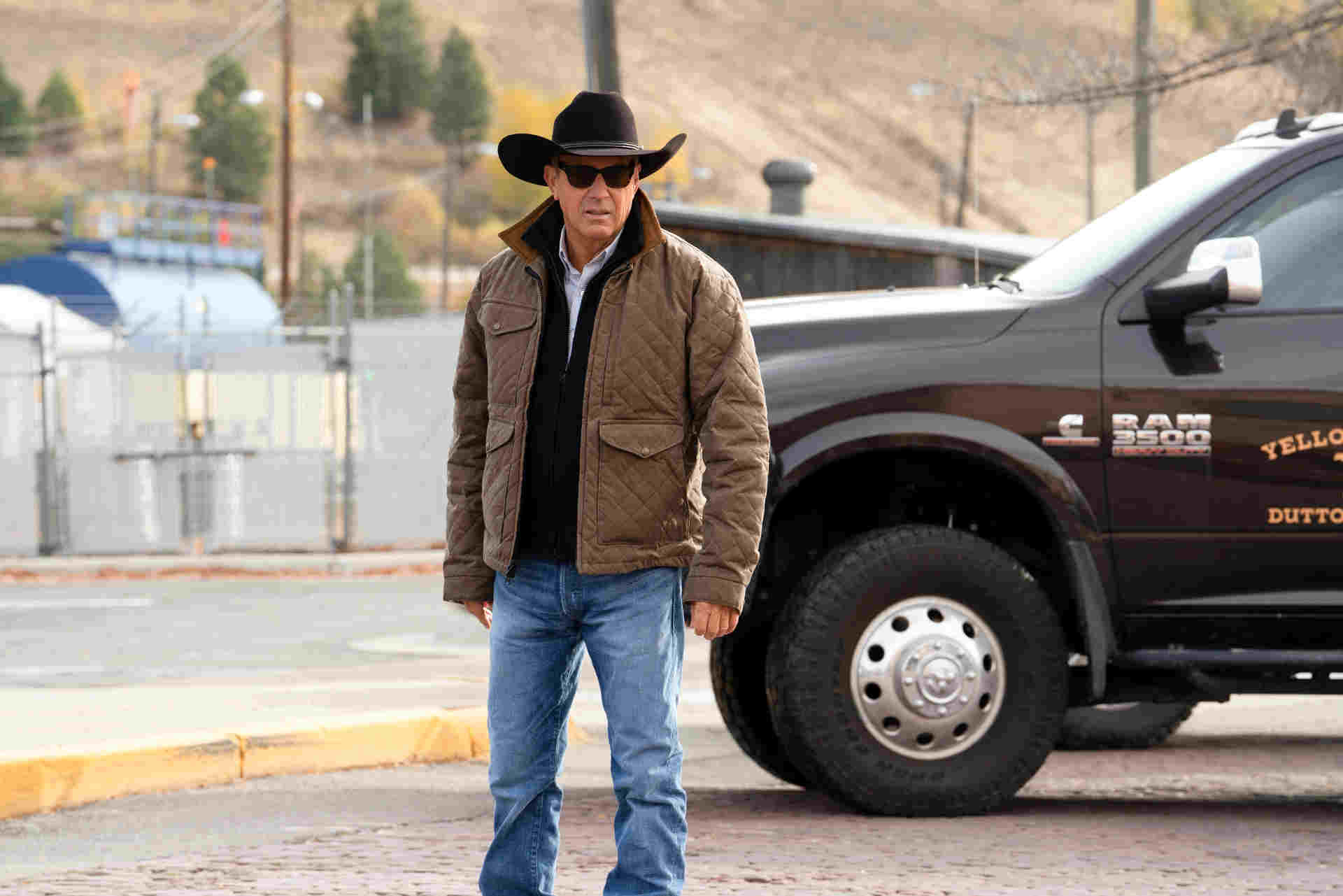 Kevin Costner e a sua Ram na série Yellowstone, da Paramount