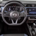 quadro de instrumentos do Nissan Versa Exclusive 2024