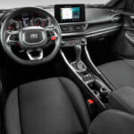 Foto do interior do Fiat Fastback T200 2026