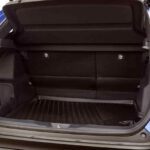 Foto do porta-malas do Toyota Yaris Cross XRX à combustão