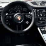 Foto do painel do Porsche Macan T