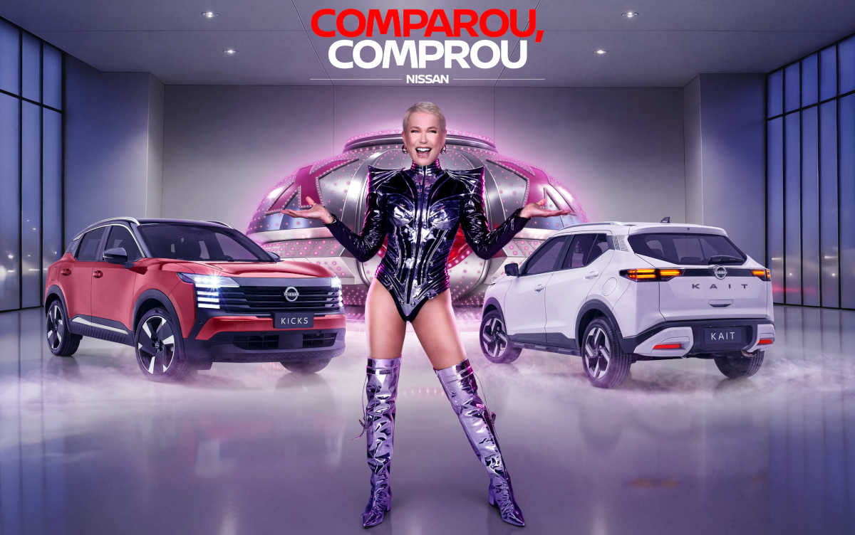 Foto da campanha da Xuxa com os Nissan Kicks e Kait